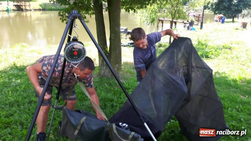 Zdjęcie w galerii na portalu naszraciborz.pl: W Krowiarkach wędkarze rywalizowali o Puchar Wójta Pietrowic Wielkich wiadomości z regionu