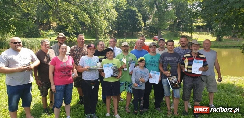 Zdjęcie w galerii na portalu naszraciborz.pl: W Krowiarkach wędkarze rywalizowali o Puchar Wójta Pietrowic Wielkich wiadomości z regionu