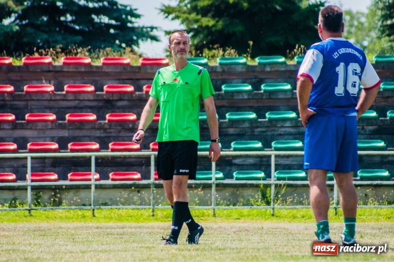 Zdjęcie w galerii na portalu naszraciborz.pl: W Pietrowicach Wielkich grali dla Arka [FOTO] wiadomości z regionu