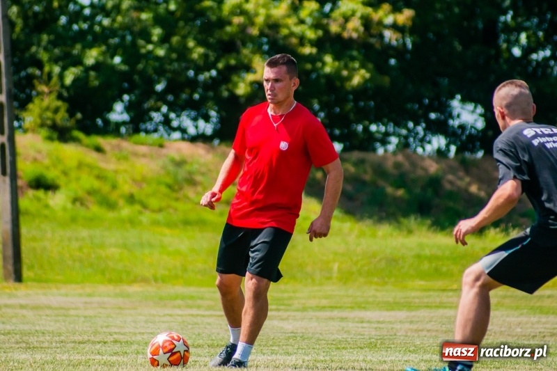 Zdjęcie w galerii na portalu naszraciborz.pl: W Pietrowicach Wielkich grali dla Arka [FOTO] wiadomości z regionu