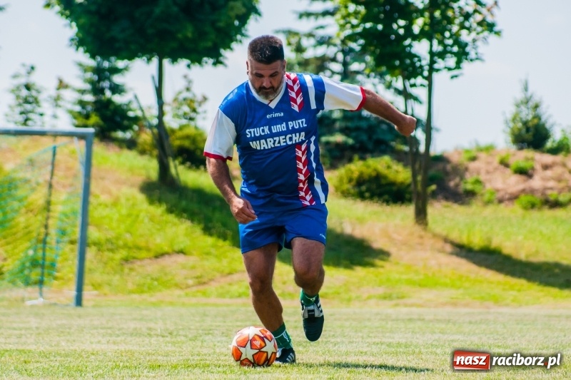 Zdjęcie w galerii na portalu naszraciborz.pl: W Pietrowicach Wielkich grali dla Arka [FOTO] wiadomości z regionu