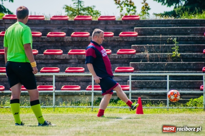 Zdjęcie w galerii na portalu naszraciborz.pl: W Pietrowicach Wielkich grali dla Arka [FOTO] wiadomości z regionu