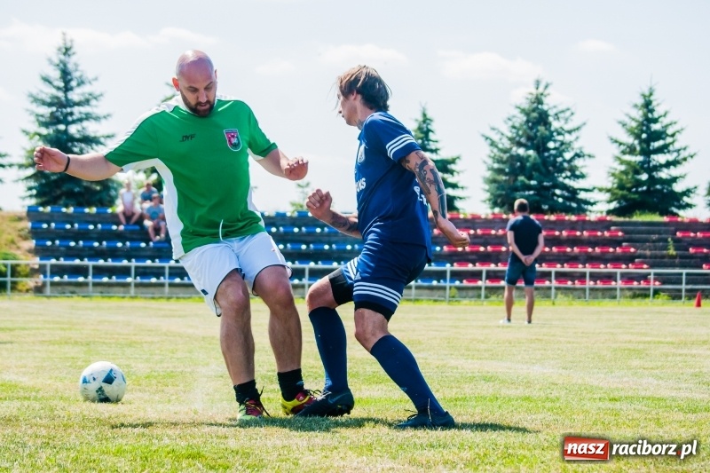 Zdjęcie w galerii na portalu naszraciborz.pl: W Pietrowicach Wielkich grali dla Arka [FOTO] wiadomości z regionu