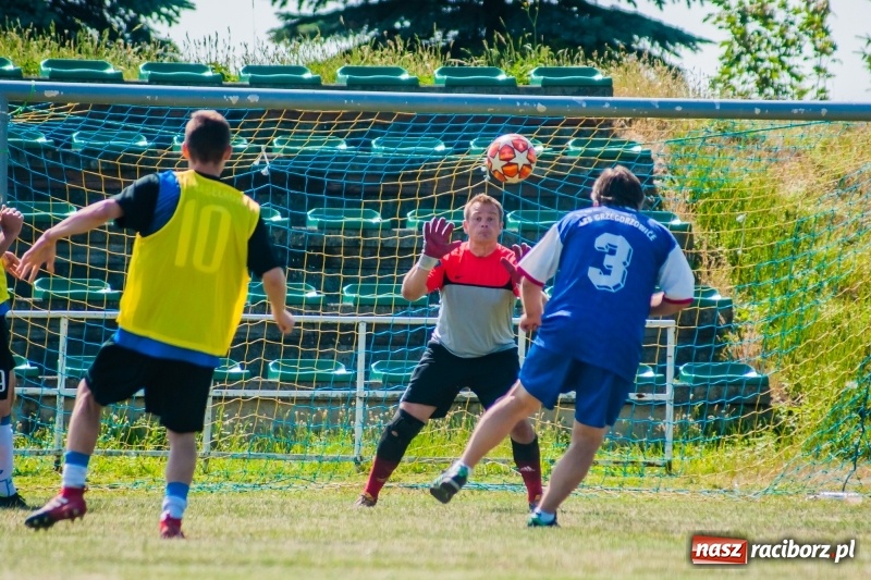 Zdjęcie w galerii na portalu naszraciborz.pl: W Pietrowicach Wielkich grali dla Arka [FOTO] wiadomości z regionu