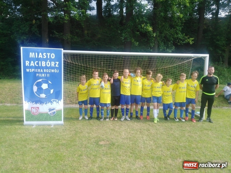 Zdjęcie w galerii na portalu naszraciborz.pl: Młodziki raciborskiej Unii na turniejach w Czechach wiadomości z regionu