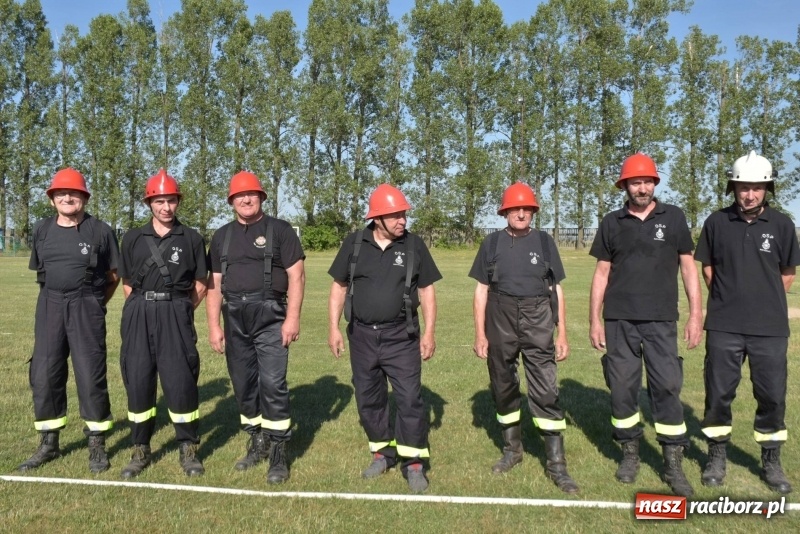 Zdjęcie w galerii na portalu naszraciborz.pl: Dobra forma nie odchodzi wraz z wiekiem. Brawo Owsiszcze! wiadomości z regionu