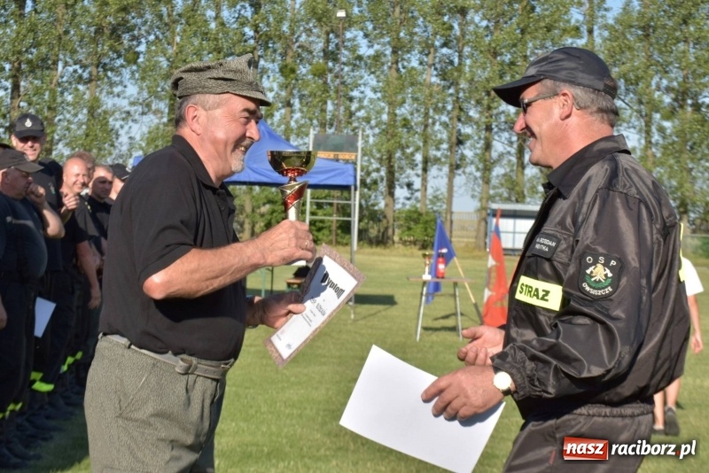 Zdjęcie w galerii na portalu naszraciborz.pl: Dobra forma nie odchodzi wraz z wiekiem. Brawo Owsiszcze! wiadomości z regionu