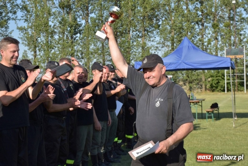Zdjęcie w galerii na portalu naszraciborz.pl: Dobra forma nie odchodzi wraz z wiekiem. Brawo Owsiszcze! wiadomości z regionu