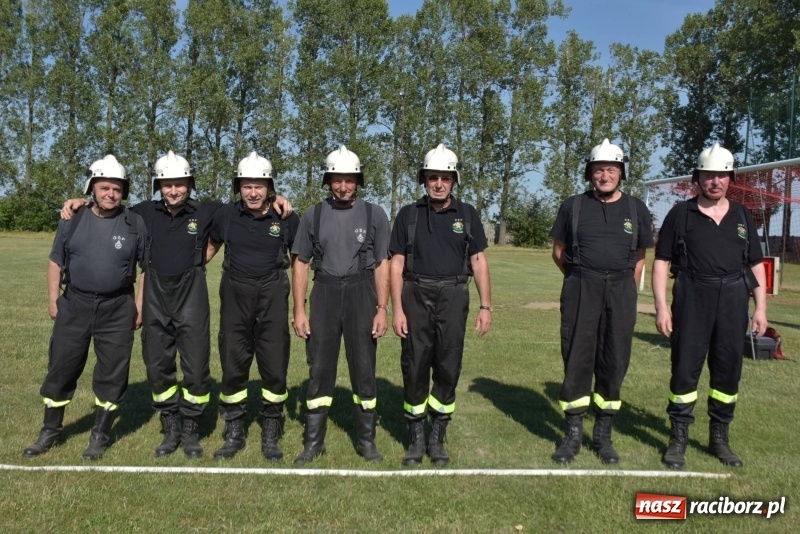 Zdjęcie w galerii na portalu naszraciborz.pl: Dobra forma nie odchodzi wraz z wiekiem. Brawo Owsiszcze! wiadomości z regionu