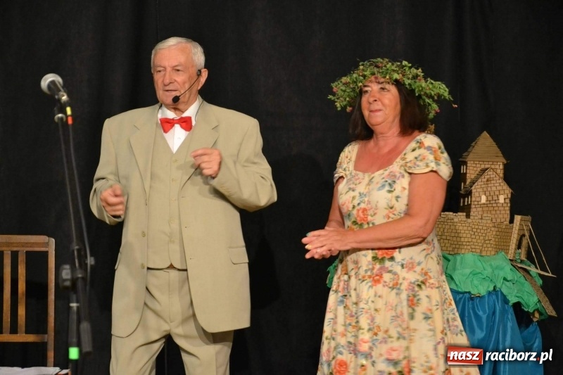 Zdjęcie w galerii na portalu naszraciborz.pl: Z życia wzięte. Teatralna niedziela na zamku  wiadomości z regionu