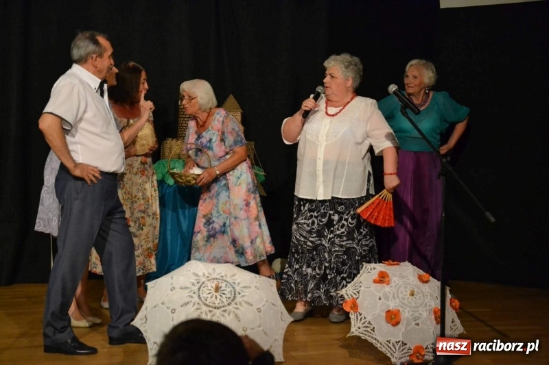 Zdjęcie w galerii na portalu naszraciborz.pl: Z życia wzięte. Teatralna niedziela na zamku  wiadomości z regionu