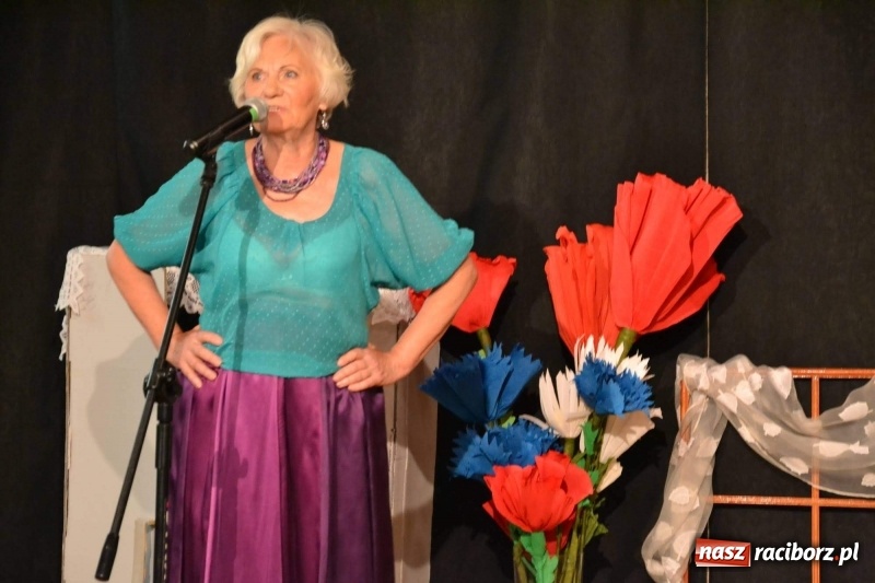 Zdjęcie w galerii na portalu naszraciborz.pl: Z życia wzięte. Teatralna niedziela na zamku  wiadomości z regionu