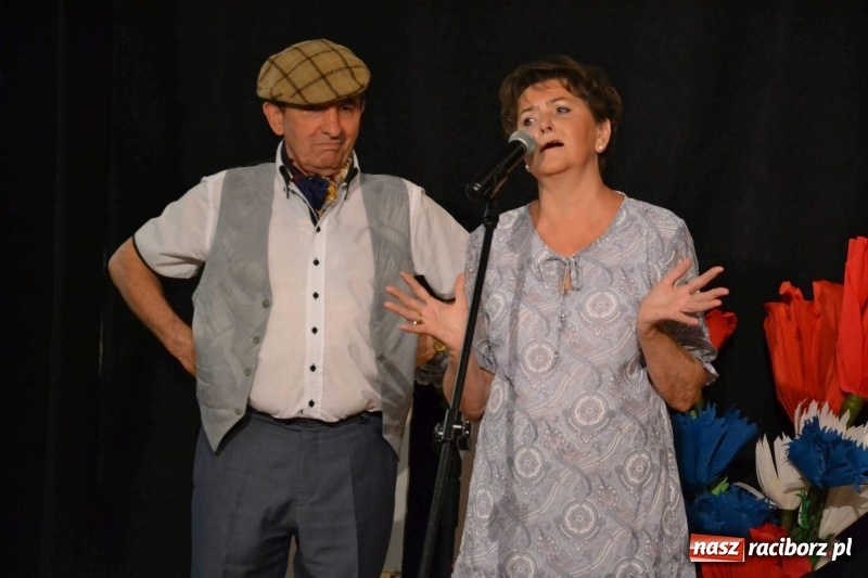 Zdjęcie w galerii na portalu naszraciborz.pl: Z życia wzięte. Teatralna niedziela na zamku  wiadomości z regionu