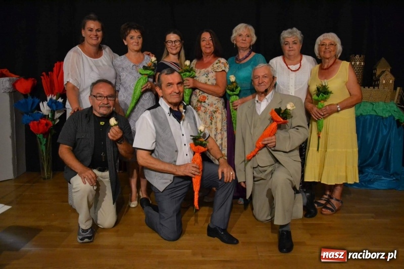 Zdjęcie w galerii na portalu naszraciborz.pl: Z życia wzięte. Teatralna niedziela na zamku  wiadomości z regionu