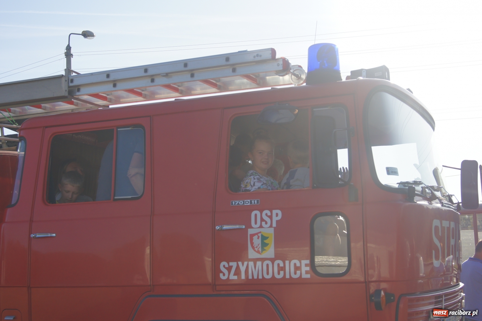 Zdjęcie w galerii na portalu naszraciborz.pl: Festynowe rozpoczęcie wakacji z Szymocicach wiadomości z regionu