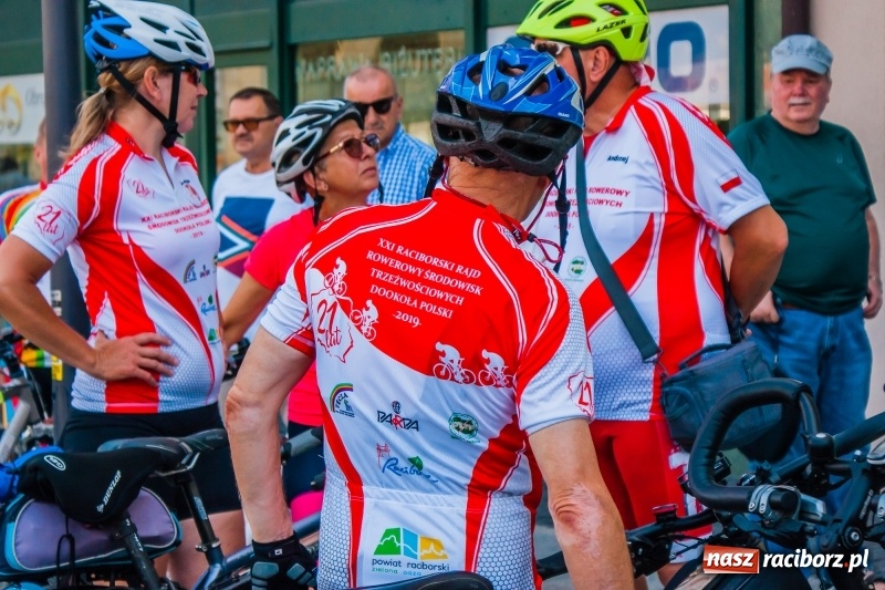 Zdjęcie w galerii na portalu naszraciborz.pl: XXI Rajd Środowisk Trzeźwościowych wyruszył na trasę [FOTO i WIDEO] wiadomości z regionu