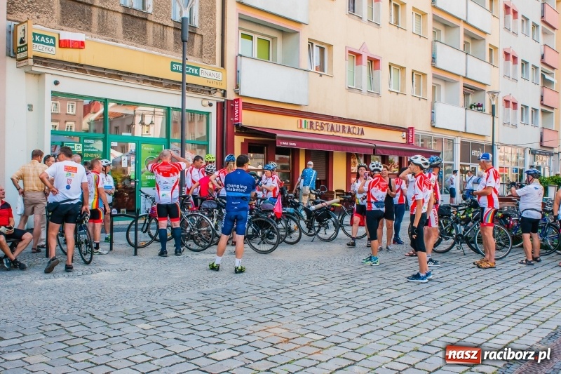 Zdjęcie w galerii na portalu naszraciborz.pl: XXI Rajd Środowisk Trzeźwościowych wyruszył na trasę [FOTO i WIDEO] wiadomości z regionu