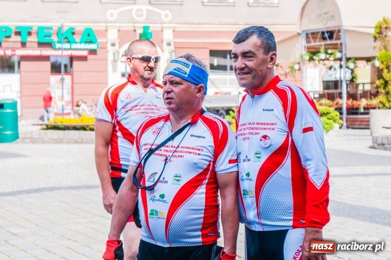 Zdjęcie w galerii na portalu naszraciborz.pl: XXI Rajd Środowisk Trzeźwościowych wyruszył na trasę [FOTO i WIDEO] wiadomości z regionu