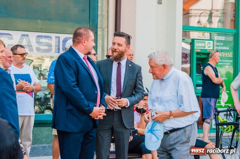 Zdjęcie w galerii na portalu naszraciborz.pl: XXI Rajd Środowisk Trzeźwościowych wyruszył na trasę [FOTO i WIDEO] wiadomości z regionu