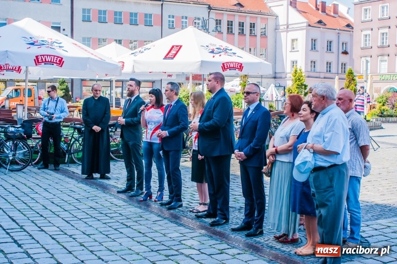 Zdjęcie w galerii na portalu naszraciborz.pl: XXI Rajd Środowisk Trzeźwościowych wyruszył na trasę [FOTO i WIDEO] wiadomości z regionu