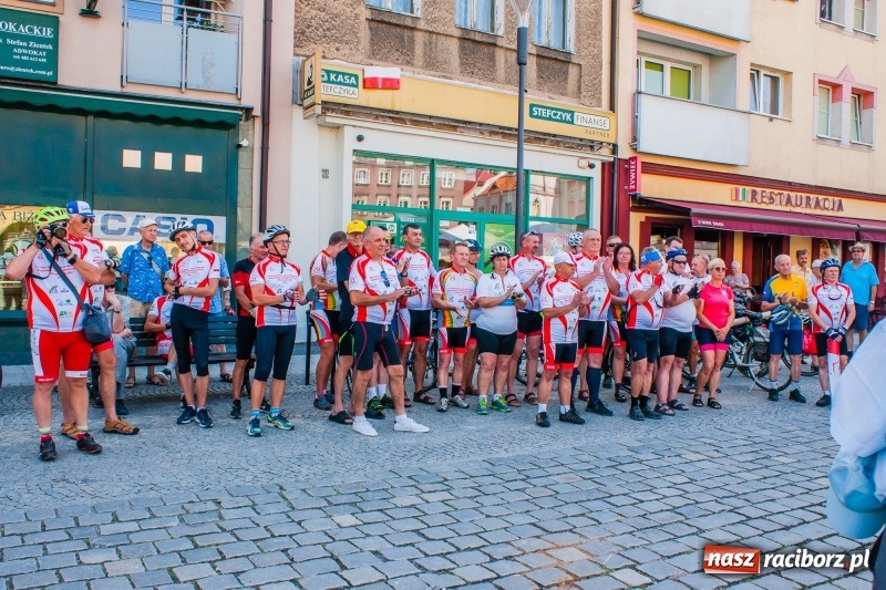 Zdjęcie w galerii na portalu naszraciborz.pl: XXI Rajd Środowisk Trzeźwościowych wyruszył na trasę [FOTO i WIDEO] wiadomości z regionu