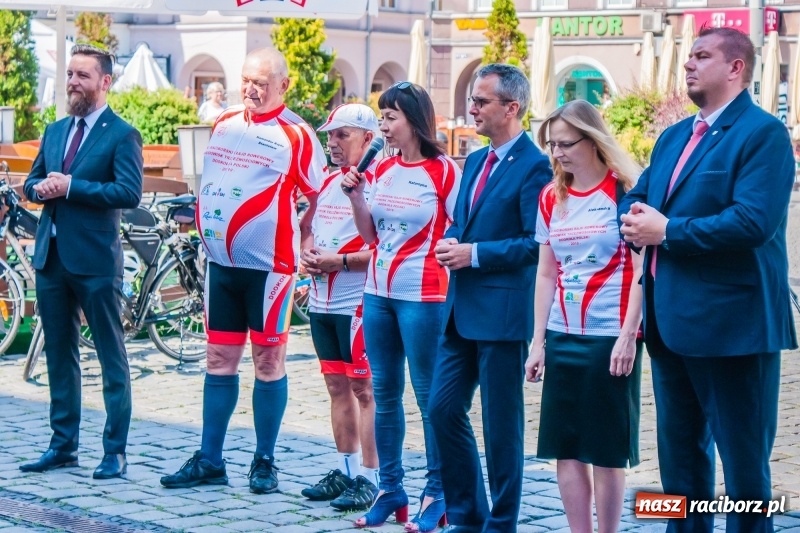 Zdjęcie w galerii na portalu naszraciborz.pl: XXI Rajd Środowisk Trzeźwościowych wyruszył na trasę [FOTO i WIDEO] wiadomości z regionu