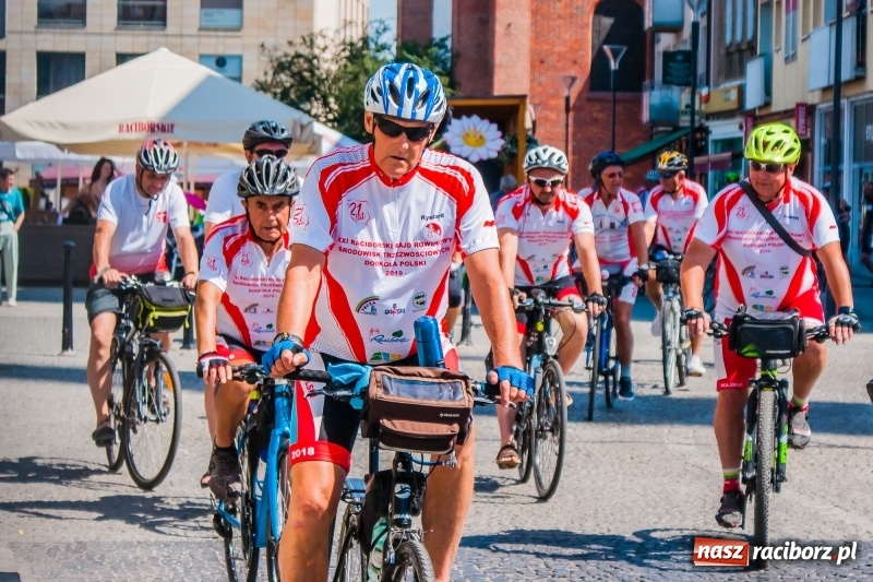 Zdjęcie w galerii na portalu naszraciborz.pl: XXI Rajd Środowisk Trzeźwościowych wyruszył na trasę [FOTO i WIDEO] wiadomości z regionu