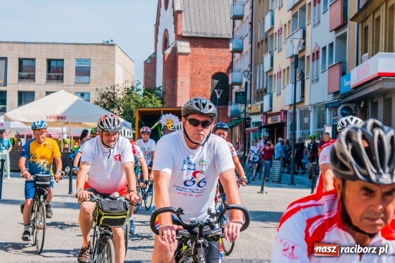 Zdjęcie w galerii na portalu naszraciborz.pl: XXI Rajd Środowisk Trzeźwościowych wyruszył na trasę [FOTO i WIDEO] wiadomości z regionu