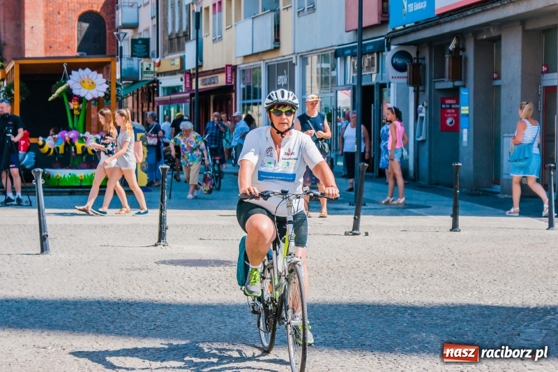 Zdjęcie w galerii na portalu naszraciborz.pl: XXI Rajd Środowisk Trzeźwościowych wyruszył na trasę [FOTO i WIDEO] wiadomości z regionu