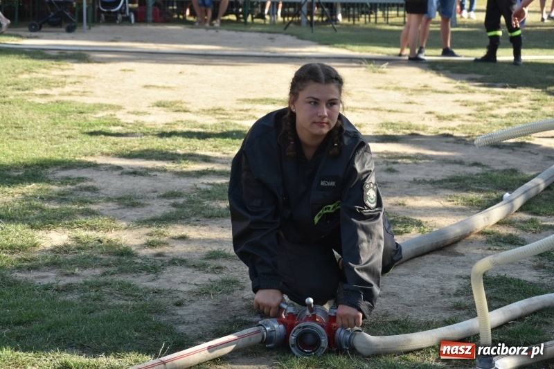 Zdjęcie w galerii na portalu naszraciborz.pl: W strażackiej drużynie jak w rodzinie [FOTO] wiadomości z regionu