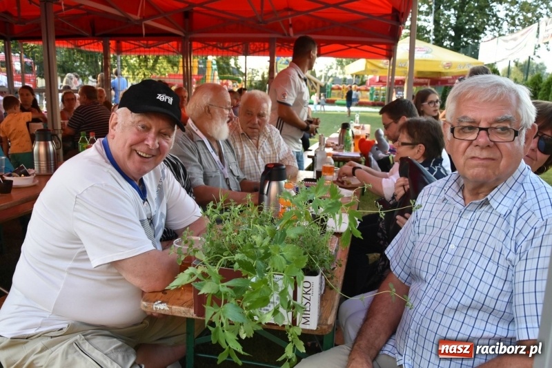 Zdjęcie w galerii na portalu naszraciborz.pl: W strażackiej drużynie jak w rodzinie [FOTO] wiadomości z regionu