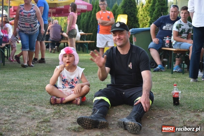 Zdjęcie w galerii na portalu naszraciborz.pl: W strażackiej drużynie jak w rodzinie [FOTO] wiadomości z regionu