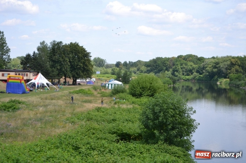 Zdjęcie w galerii na portalu naszraciborz.pl: Ludzie zaskoczeni tym, co zobaczyli na niebie [FOTO] wiadomości z regionu