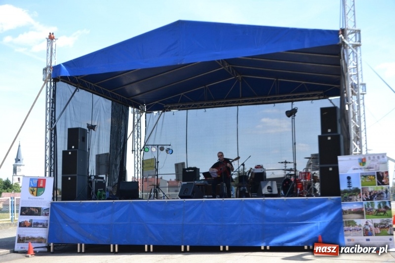 Zdjęcie w galerii na portalu naszraciborz.pl: Ludzie zaskoczeni tym, co zobaczyli na niebie [FOTO] wiadomości z regionu