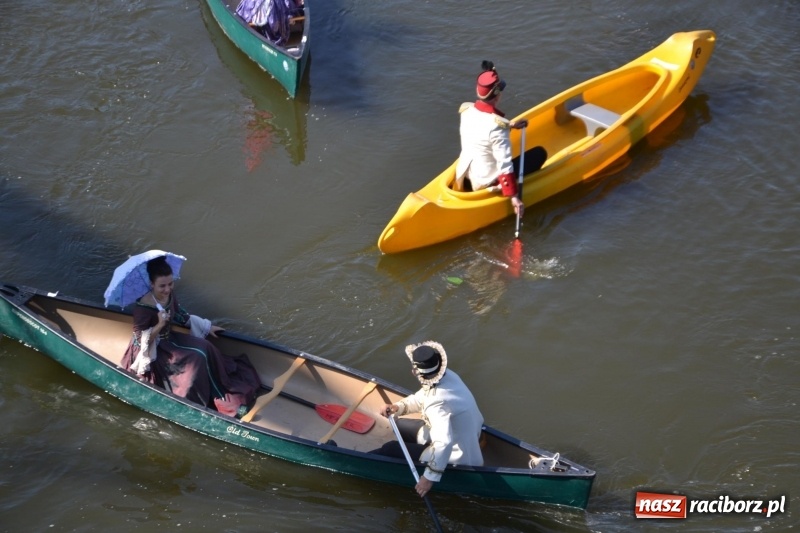 Zdjęcie w galerii na portalu naszraciborz.pl: Ludzie zaskoczeni tym, co zobaczyli na niebie [FOTO] wiadomości z regionu