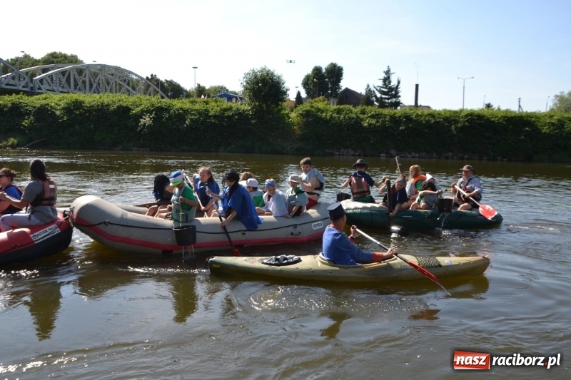 Zdjęcie w galerii na portalu naszraciborz.pl: Ludzie zaskoczeni tym, co zobaczyli na niebie [FOTO] wiadomości z regionu