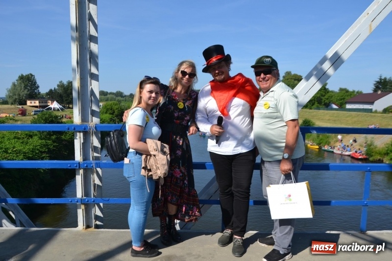 Zdjęcie w galerii na portalu naszraciborz.pl: Ludzie zaskoczeni tym, co zobaczyli na niebie [FOTO] wiadomości z regionu