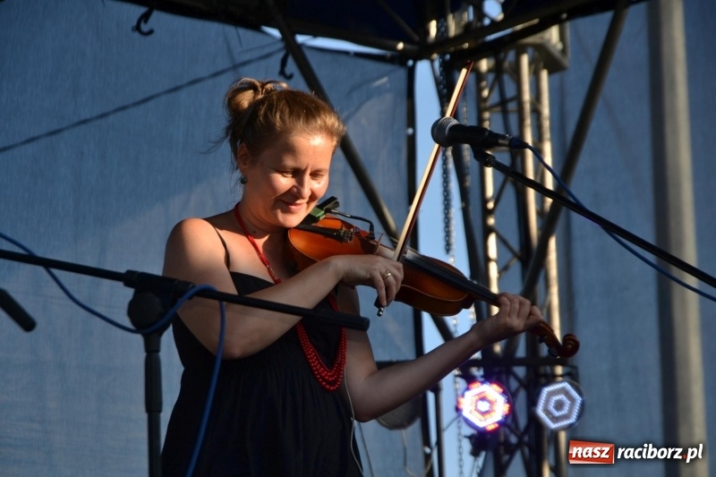 Zdjęcie w galerii na portalu naszraciborz.pl: Ludzie zaskoczeni tym, co zobaczyli na niebie [FOTO] wiadomości z regionu