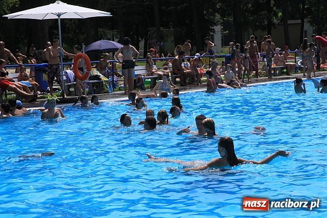 Zdjęcie w galerii na portalu naszraciborz.pl: Basenowe bolączki wiadomości z regionu