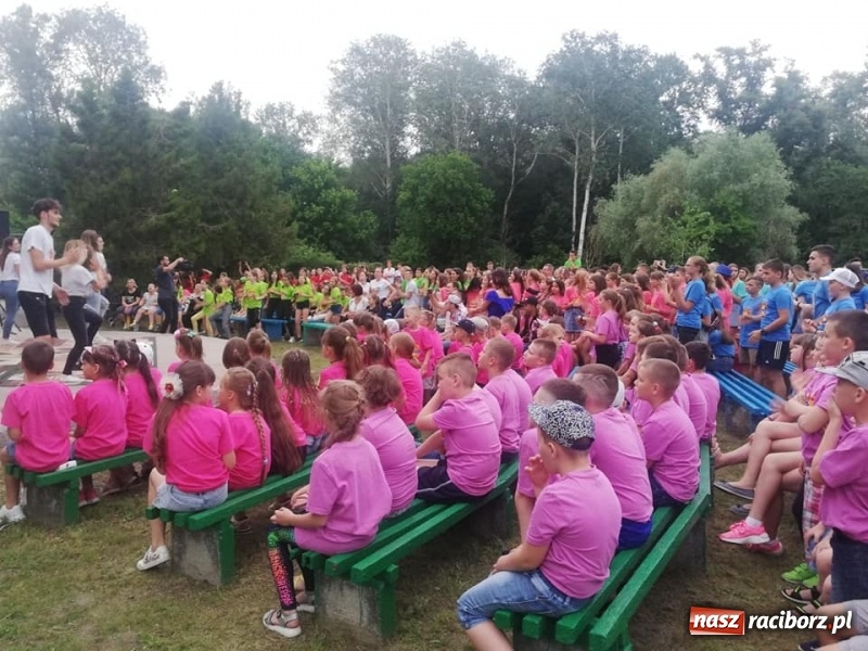 Zdjęcie w galerii na portalu naszraciborz.pl: Uczniowie z Raciborza z wizytą w Horishni Plavni wiadomości z regionu