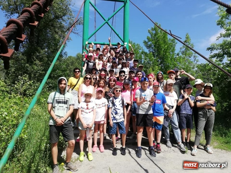 Zdjęcie w galerii na portalu naszraciborz.pl: Uczniowie z Raciborza z wizytą w Horishni Plavni wiadomości z regionu