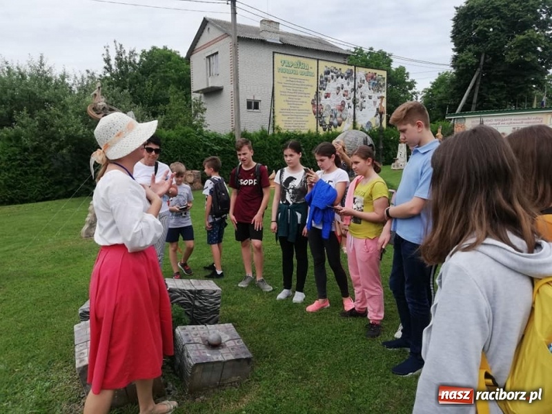 Zdjęcie w galerii na portalu naszraciborz.pl: Uczniowie z Raciborza z wizytą w Horishni Plavni wiadomości z regionu