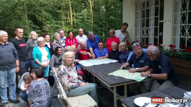 Zdjęcie w galerii na portalu naszraciborz.pl: Członkowie raciborskiego PTTK odwiedzili powiat Märkischer wiadomości z regionu