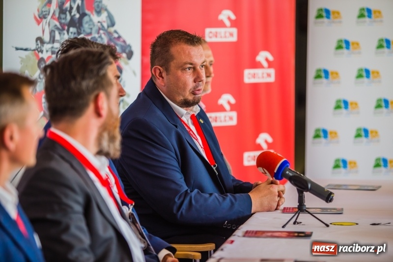 Zdjęcie w galerii na portalu naszraciborz.pl: Raciborska królowa lekkiej atletyki życzyła dobrych wyników [FOTO i WIDEO] wiadomości z regionu