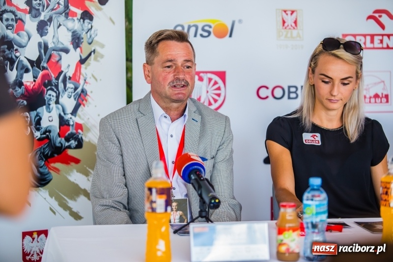 Zdjęcie w galerii na portalu naszraciborz.pl: Raciborska królowa lekkiej atletyki życzyła dobrych wyników [FOTO i WIDEO] wiadomości z regionu