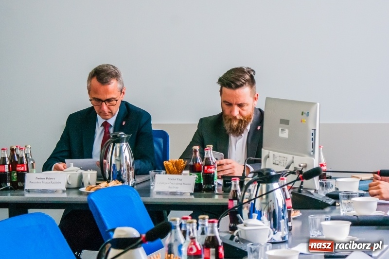 Zdjęcie w galerii na portalu naszraciborz.pl: Pierwsze posiedzenie rady gospodarczej przy prezydencie  wiadomości z regionu