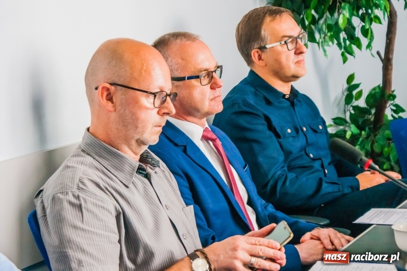Zdjęcie w galerii na portalu naszraciborz.pl: Pierwsze posiedzenie rady gospodarczej przy prezydencie  wiadomości z regionu