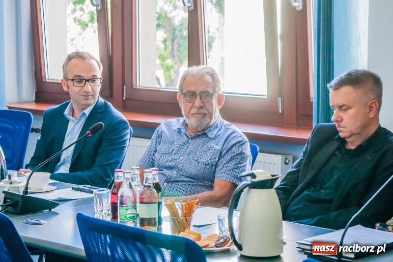 Zdjęcie w galerii na portalu naszraciborz.pl: Pierwsze posiedzenie rady gospodarczej przy prezydencie  wiadomości z regionu