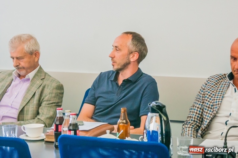 Zdjęcie w galerii na portalu naszraciborz.pl: Pierwsze posiedzenie rady gospodarczej przy prezydencie  wiadomości z regionu