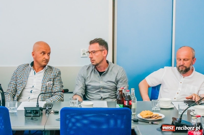 Zdjęcie w galerii na portalu naszraciborz.pl: Pierwsze posiedzenie rady gospodarczej przy prezydencie  wiadomości z regionu